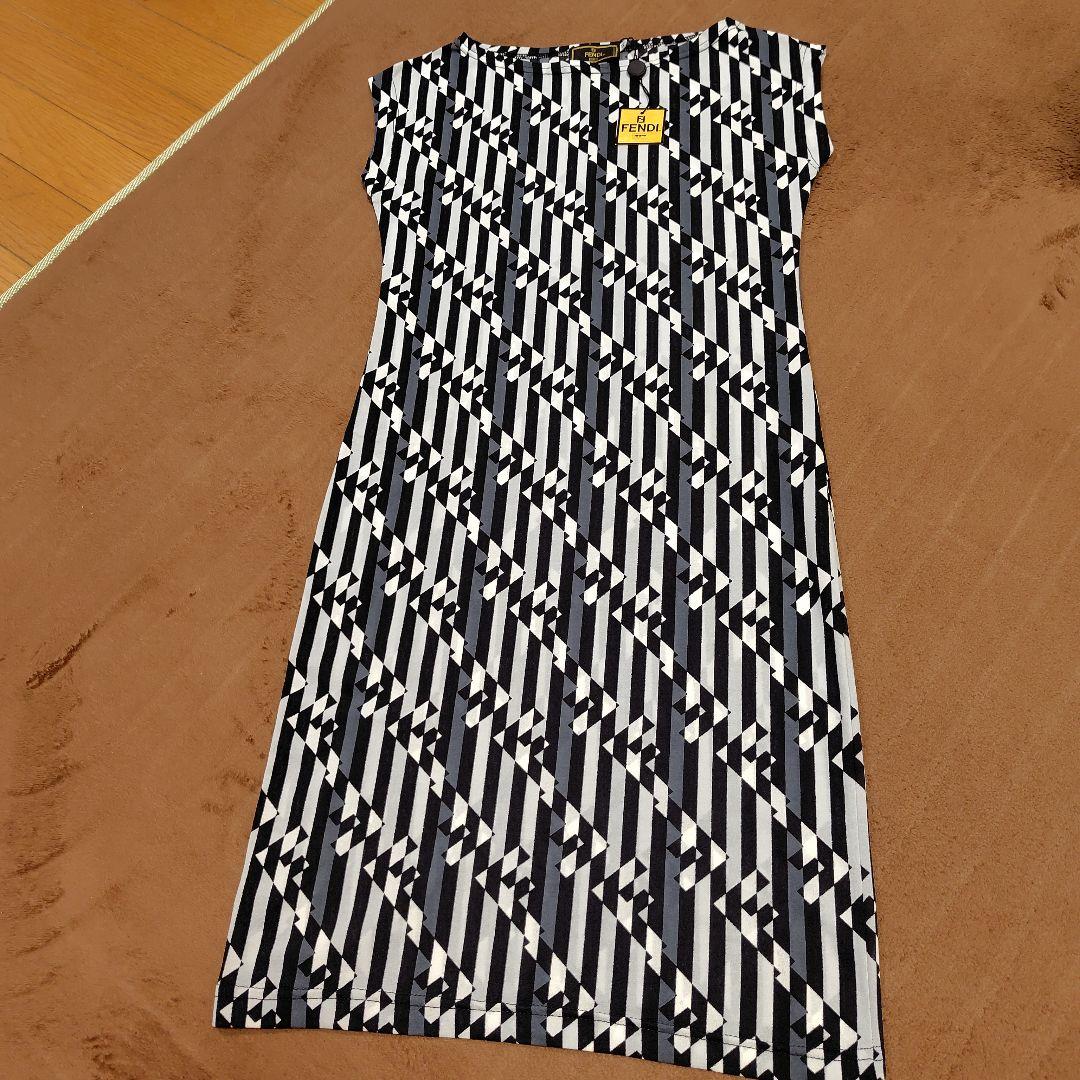 未使用♥ FENDI ズッカ柄 ノースリーブ ワンピース サイズ40 タグ付