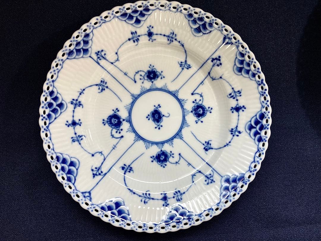 ピーちゃんママ‼️ ロイヤルコペンハーゲンブルーフルーテッドフルレース19