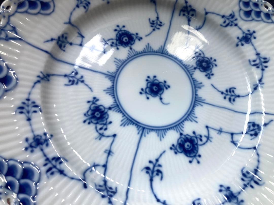 ピーちゃんママ‼️ ロイヤルコペンハーゲンブルーフルーテッドフルレース19