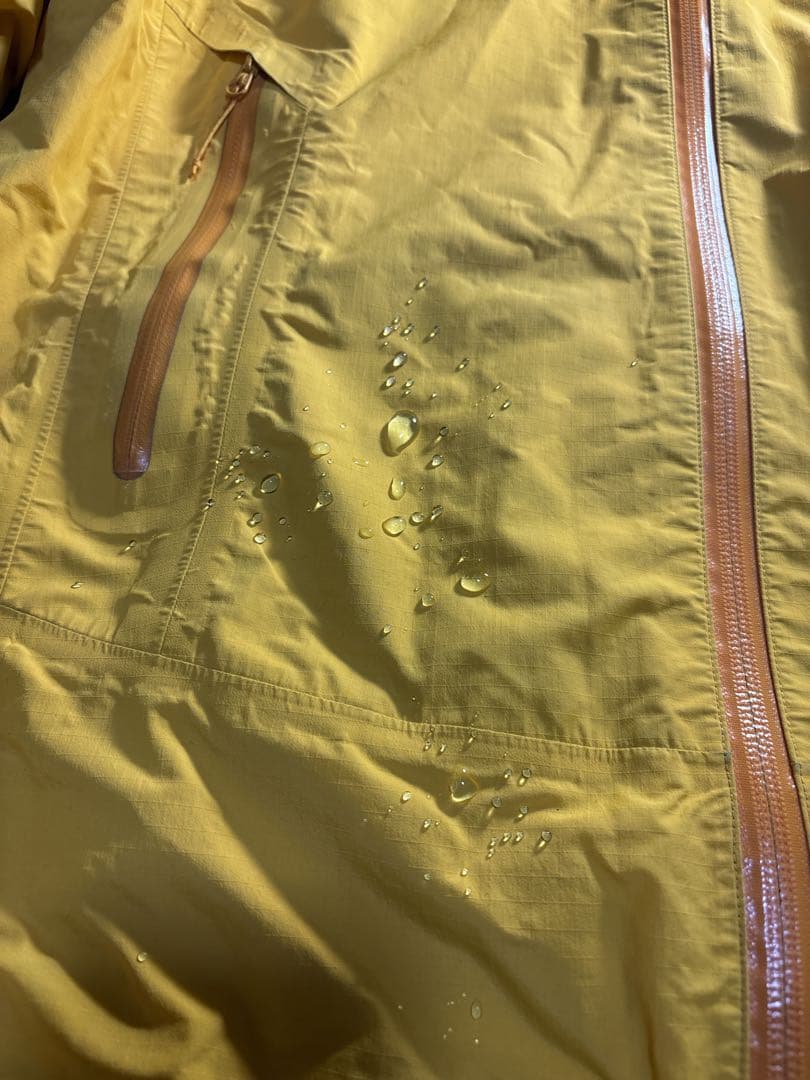 【ARC’TERYXアークテリクス】BETA SL ベータ SL ジャケット　黄