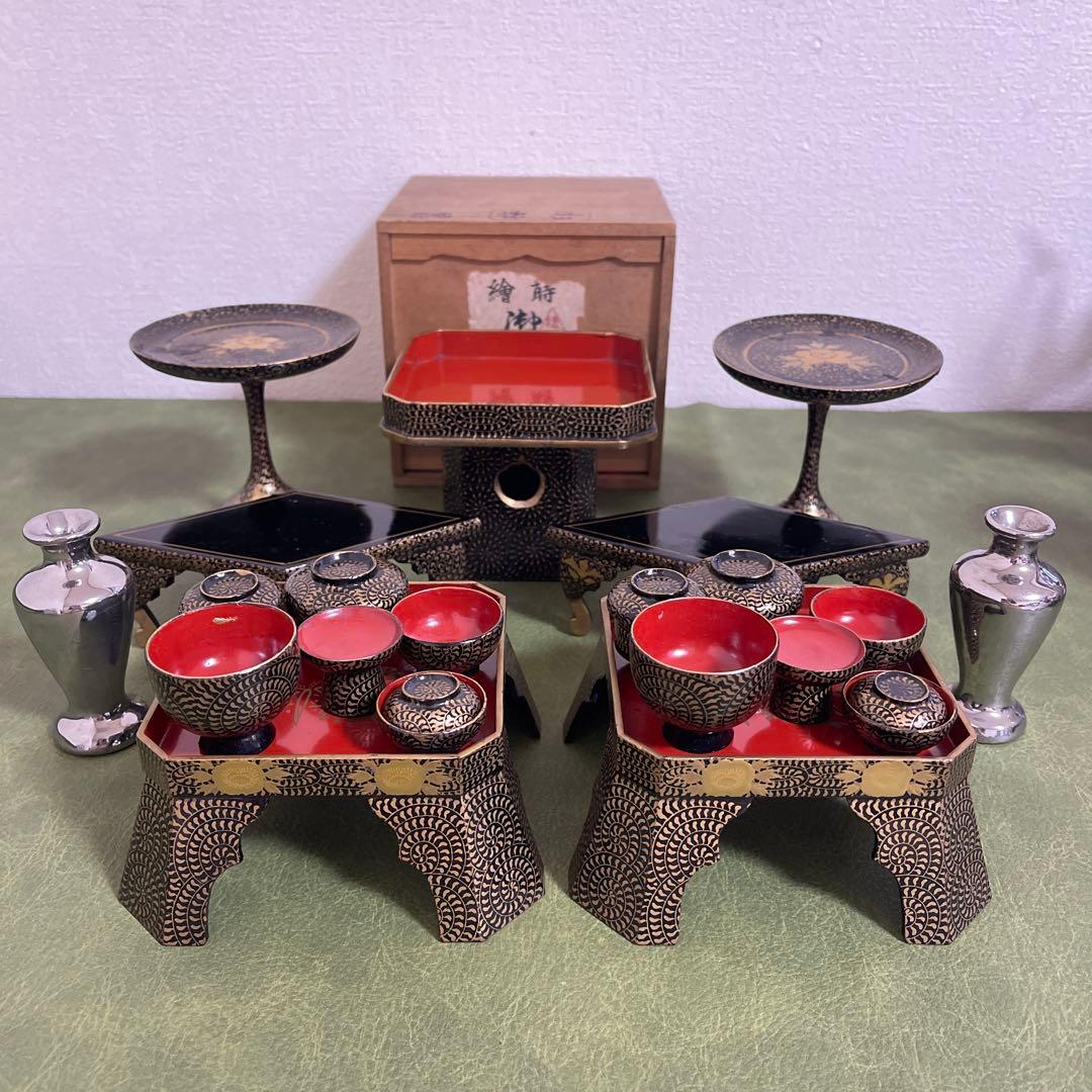 お雛様　お道具　懸盤膳揃　漆塗　木製　蒔絵　ヴィンテージ品