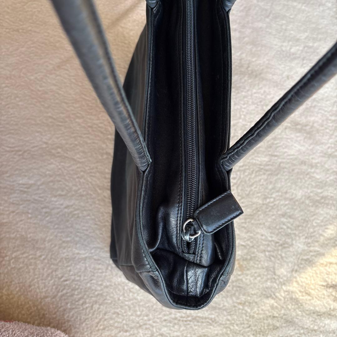 PRADA 黒 トートバッグ