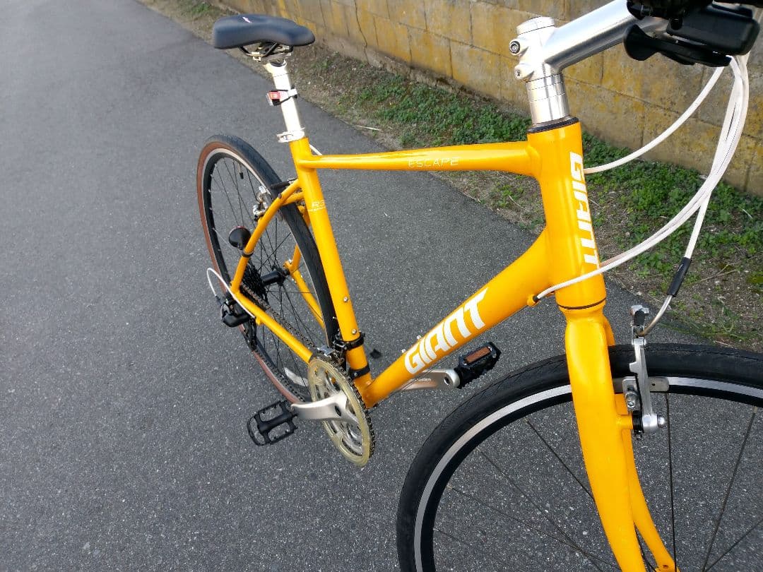 GIANT 　 ジャイアント 　ESCAPE 　クロスバイク 　エスケープ