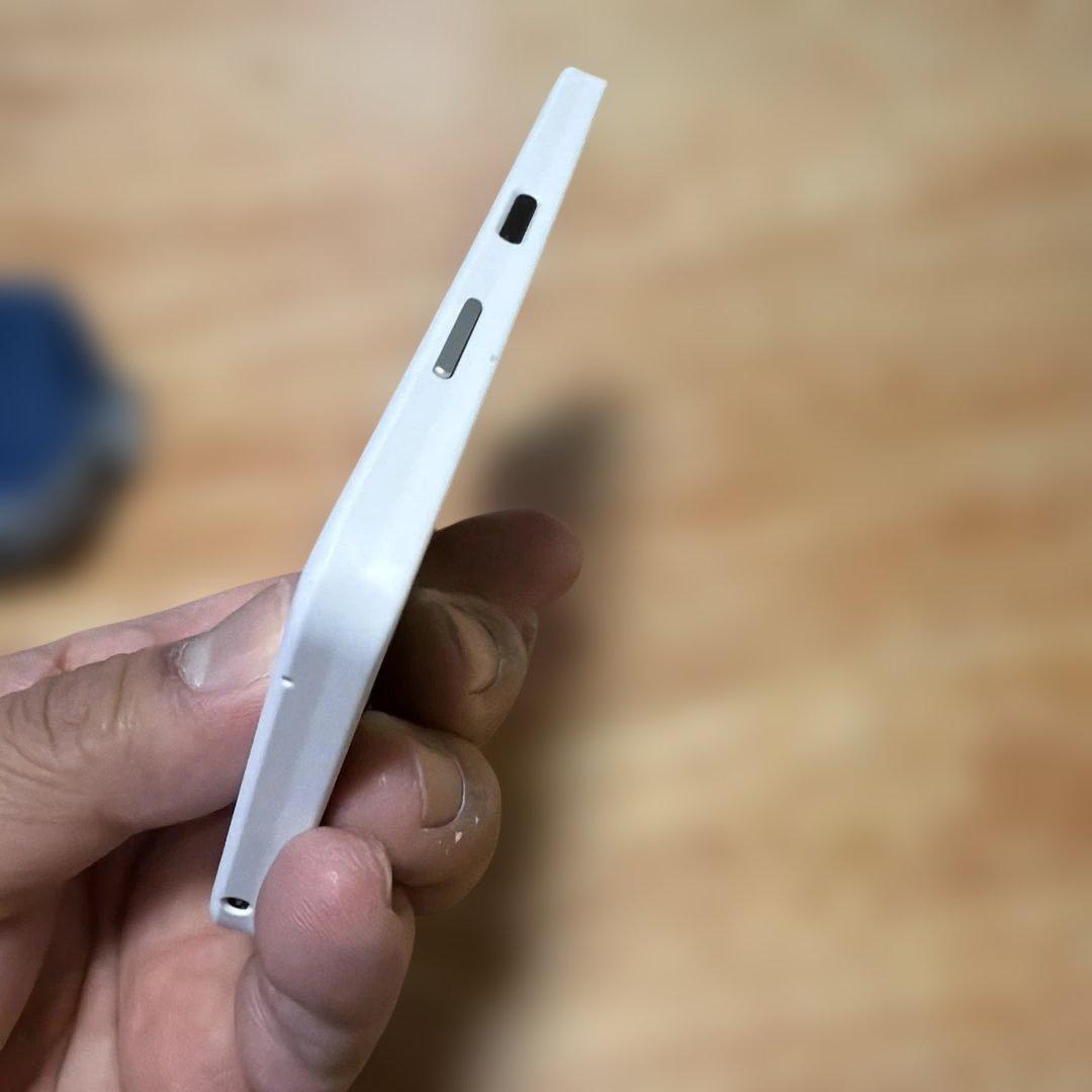 AQUOS docomo SH-53D ホワイト 5G