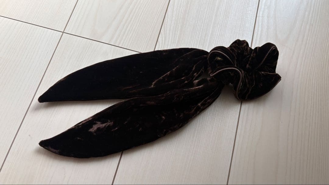 alexandredeparis シュシュ　ブラウン