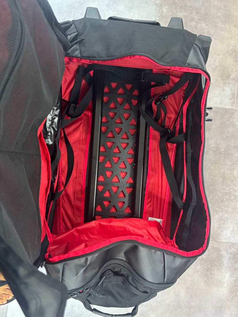 ノースフェイス キャリーバッグ ローリングサンダーサンダー NF00C096