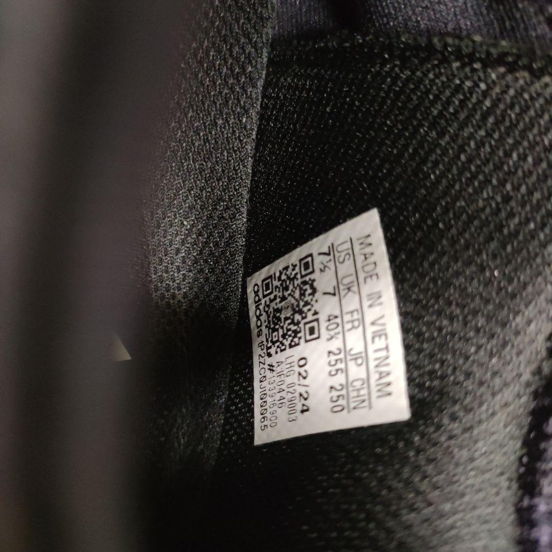 新品adidas テニスシューズ 25.5　ブラック/オレンジ ハードコート推奨