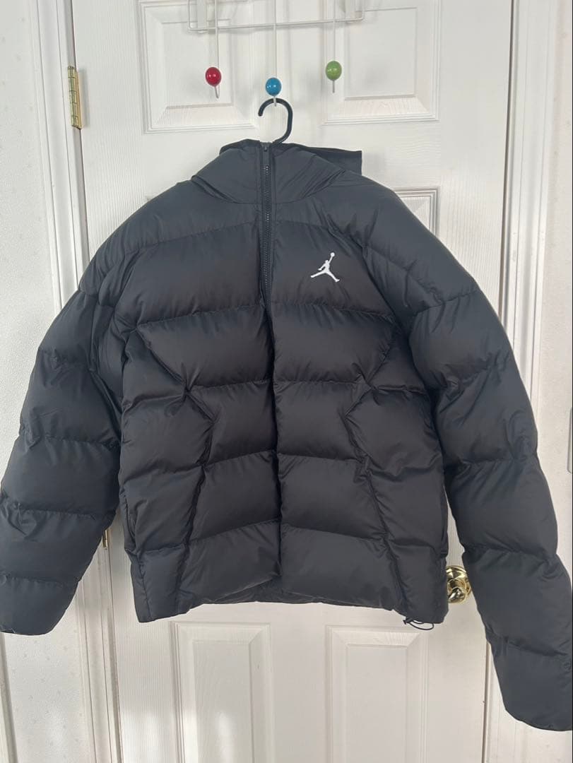 未使用、NIKE ジョーダン　メンズ パフ アージャケット　M(US)