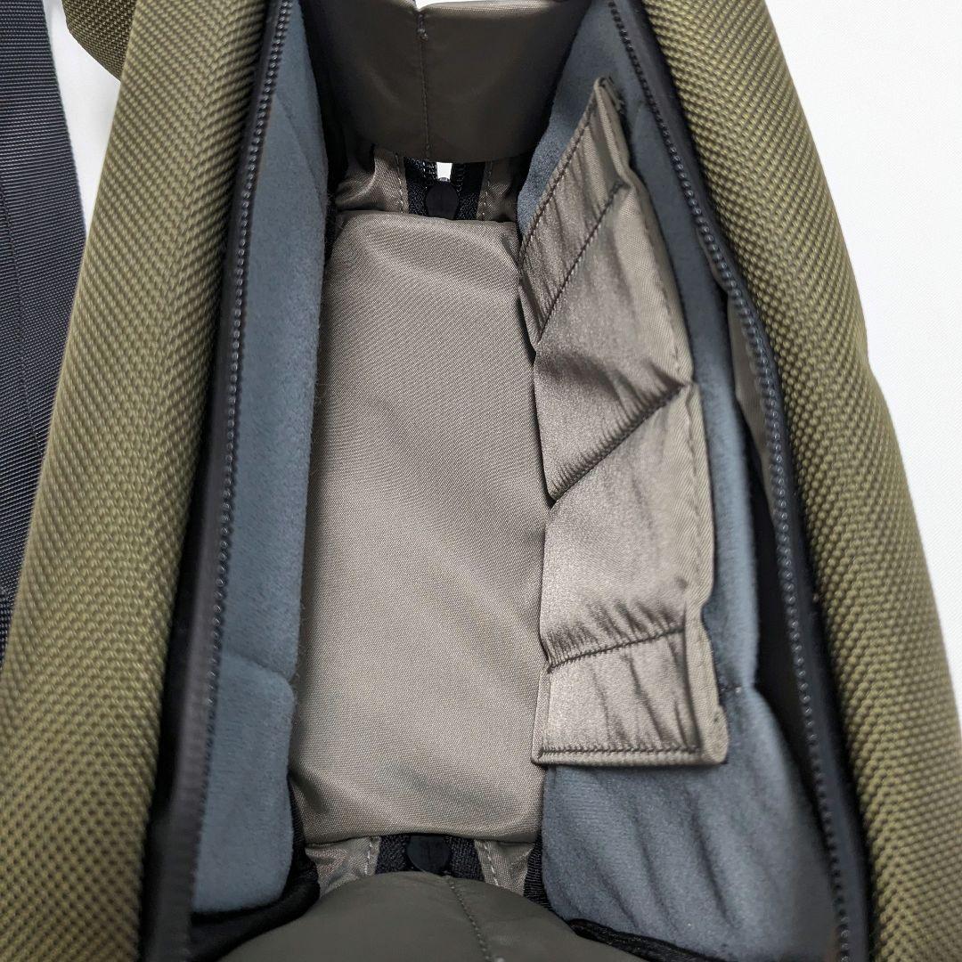 カワニシカバン　lauff​　ラフ　コーデュラ　カーキ　ボディバック　ナイロン