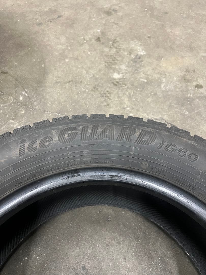 215/60R16 ヨコハマIG60 2018年製 4本 スタッドレス