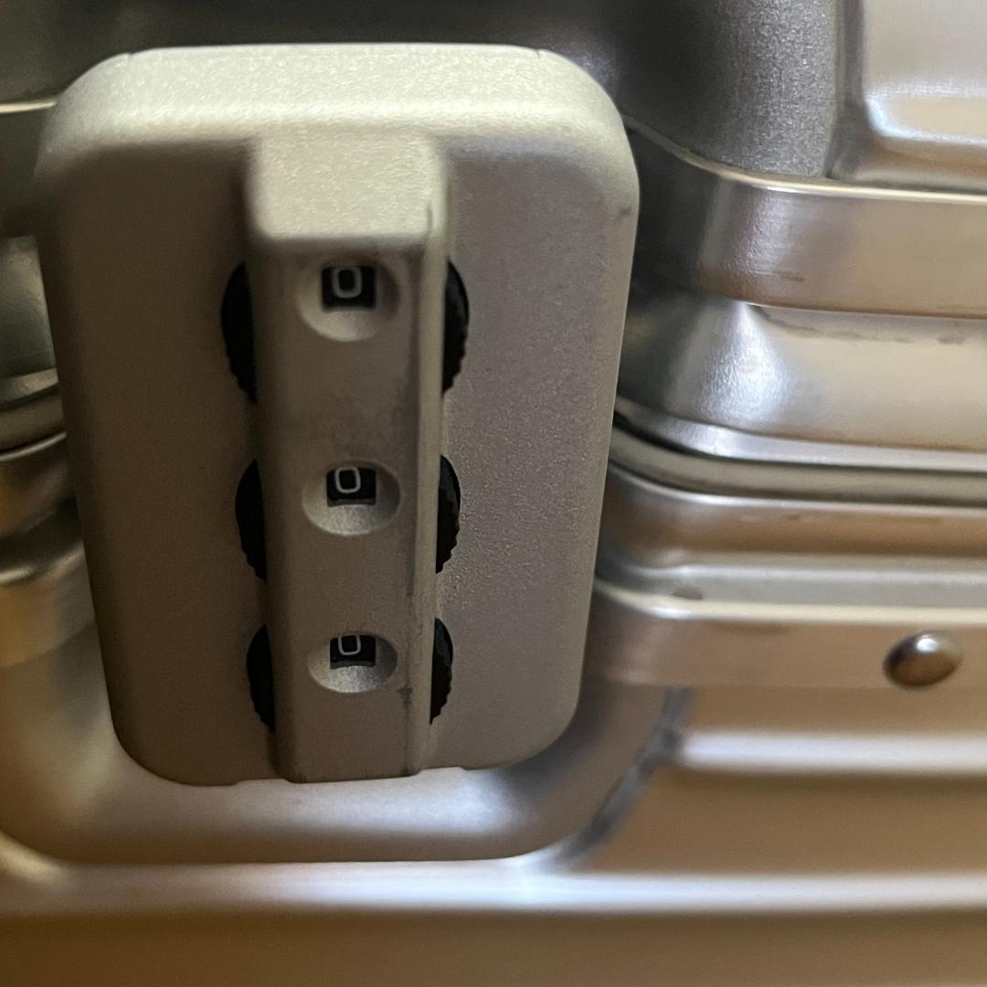 RIMOWA リモワ パイロット スーツケース 2輪 中古 シルバー