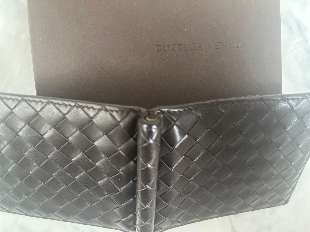 ボッテガヴェネタ　二つ折り財布 マネークリップ