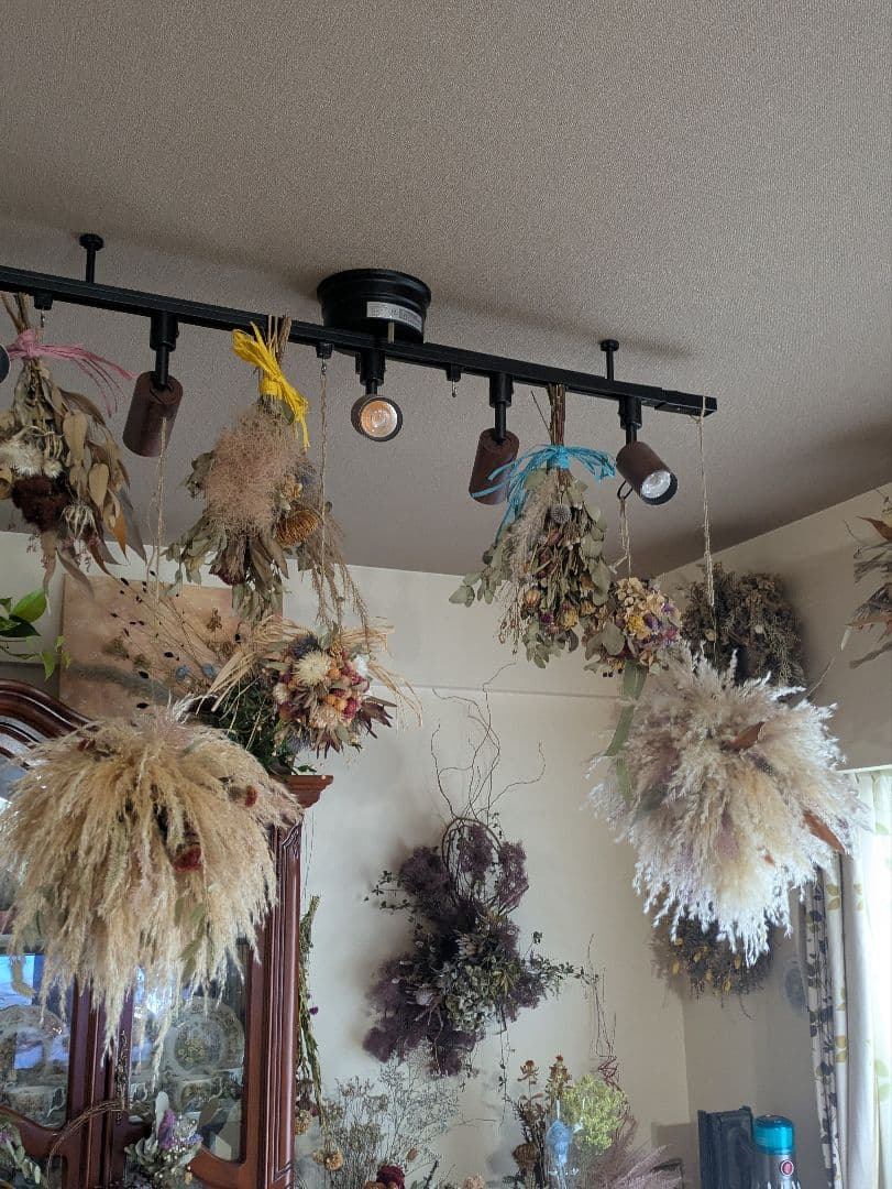 ドライフラワー★パンパスフライングボール★アンティーク風　ゆらゆら　1点物　癒し