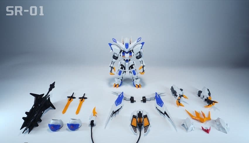 海外製　中華　バエル　バルバトス似　形態切替 MGSD相当 発光 新品プラモデル