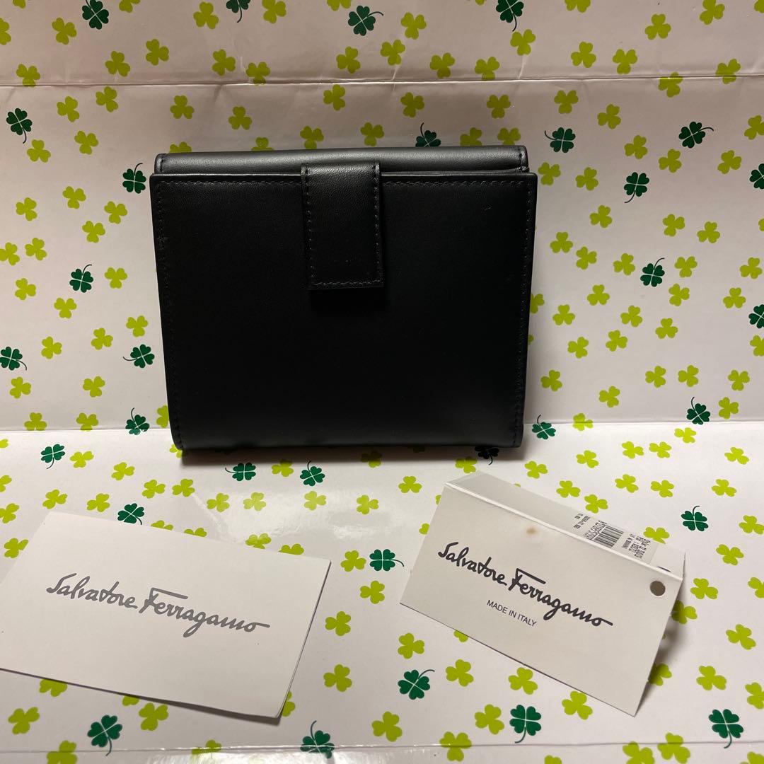 Salvatore Ferragamo ブラック二つ折り財布　フェラガモ