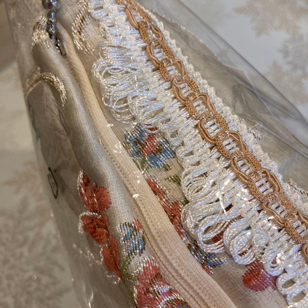 ￼￼￼アミブルージュ　ピロークッション