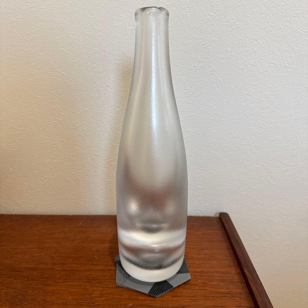 【KostaBoda】ヨーランヴァルフ　一輪挿し　フロストガラス