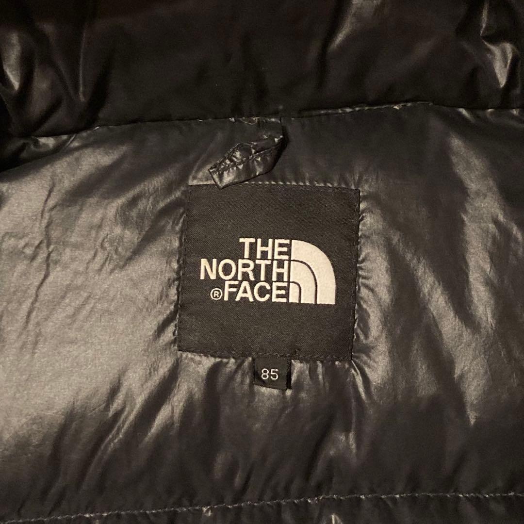 【ザ・ノースフェイス】ダウンジャケット　M 黒　刺繍ロゴ　700 美品　h