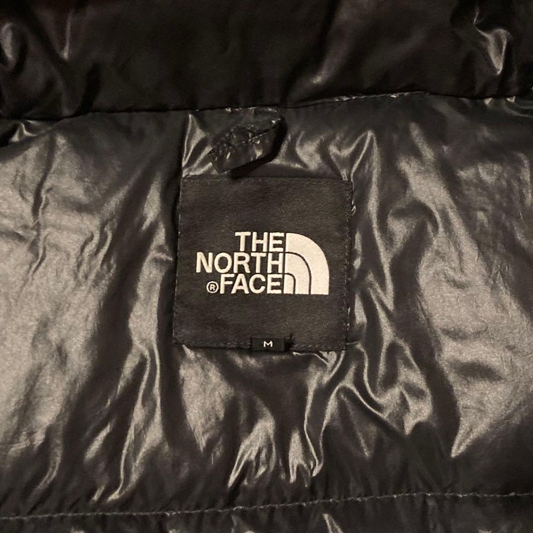 【ザ・ノースフェイス】ダウンジャケット　M 黒　刺繍ロゴ　700 美品　h