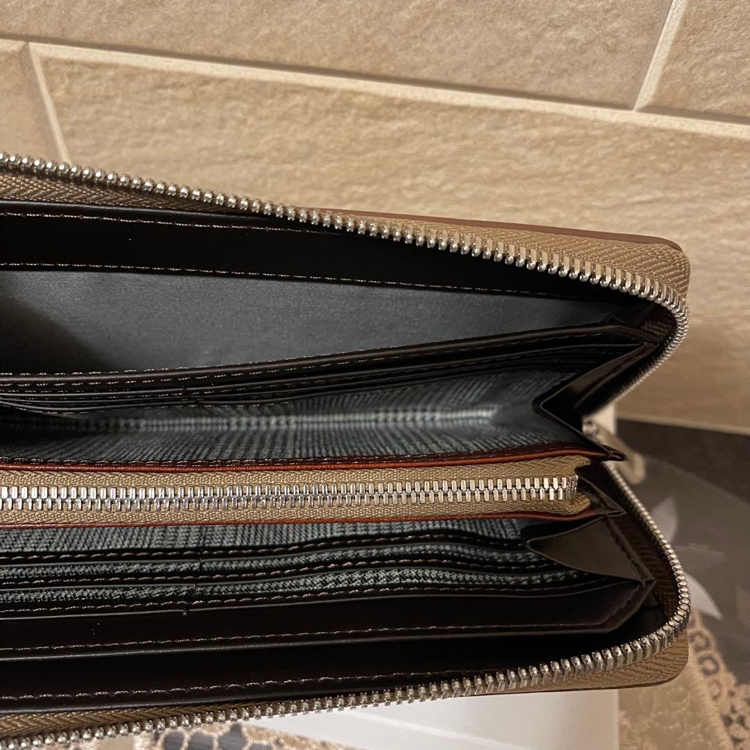 【新品】TAKEO KIKUCHI　ラウンドファスナー長財布　茶　19,800円