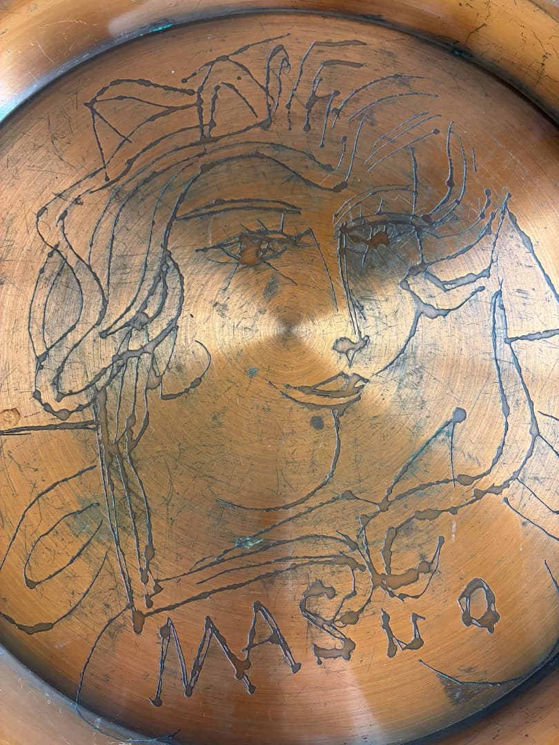 池田満寿夫デザイン 微笑む女神 銅製プレート お盆 34cm