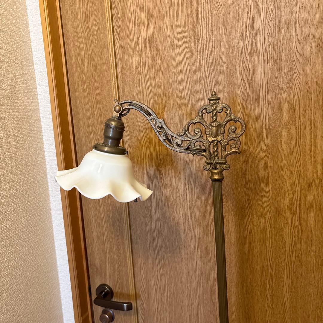 クラシックフロアスタンド フリルシェード