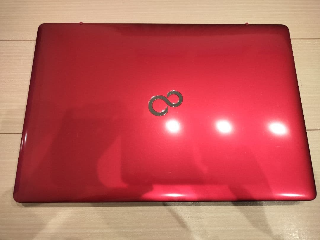 LIFEBOOK レッド 富士通 ノートパソコン Corei7 FUJITSU