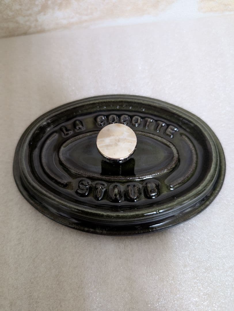 希少！STAUB オーバルシチューパン11cm ジョエルロブションSC オリーブ
