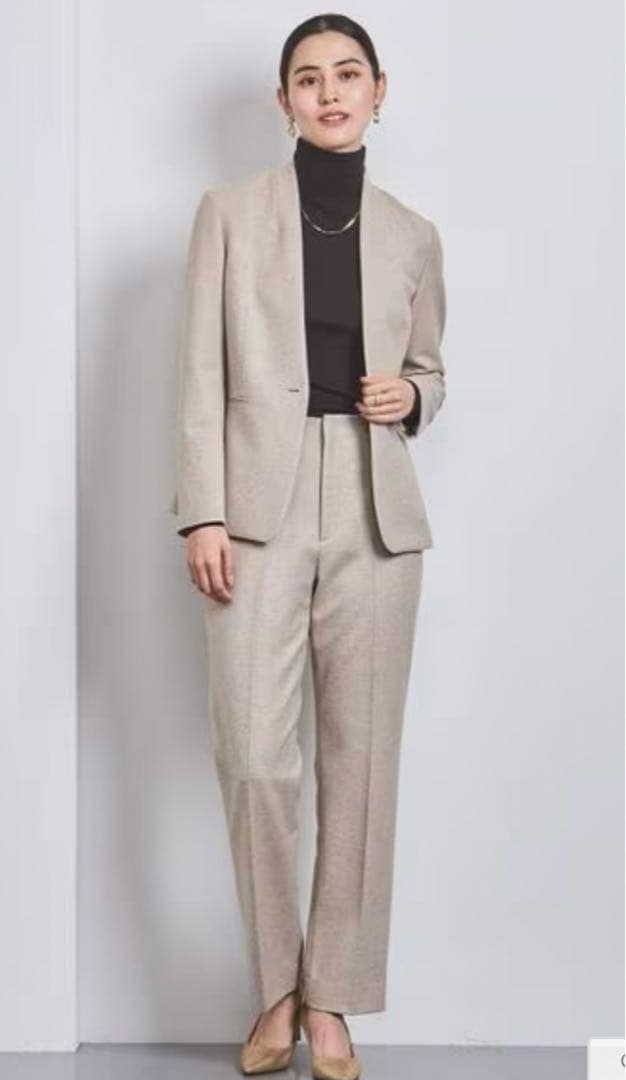 美品　☆ユナイテッドアローズ　ノーカラーセットアップ　パンツスーツ　ストレッチ