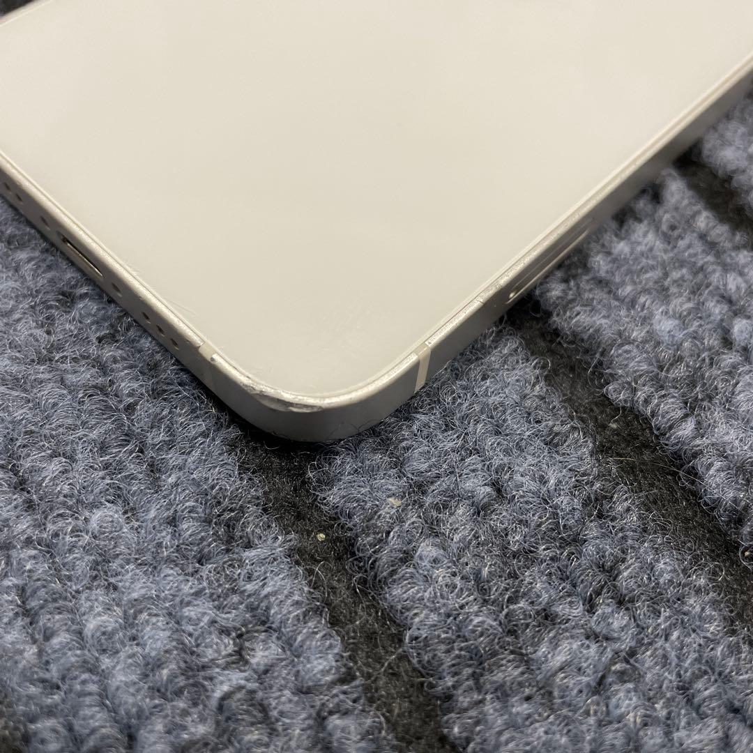 198 Apple iPhone13 128GB スターライト SIMフリー