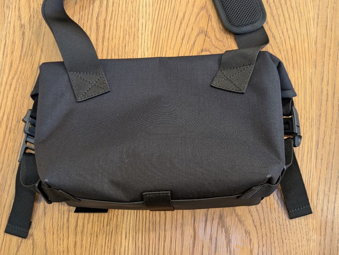 バッグジャック　メッセンジャーバック　スプートニクM