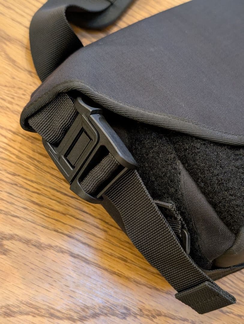 バッグジャック　メッセンジャーバック　スプートニクM