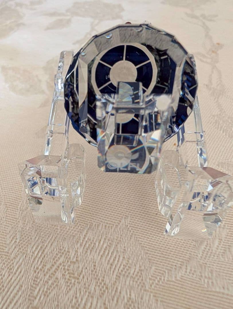 【箱なし】R2-D2 スワロフスキー　フィギュア　ディズニー