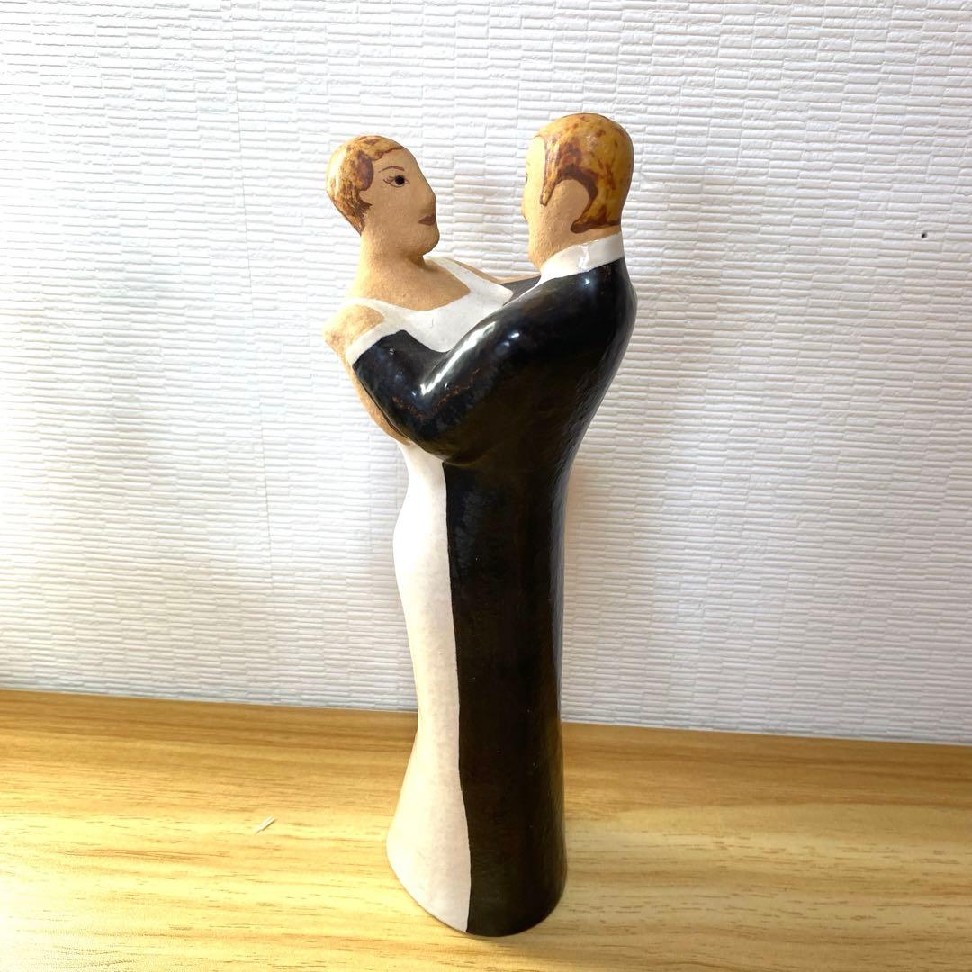 リサラーソン　ダンスする男女　ラストダンス