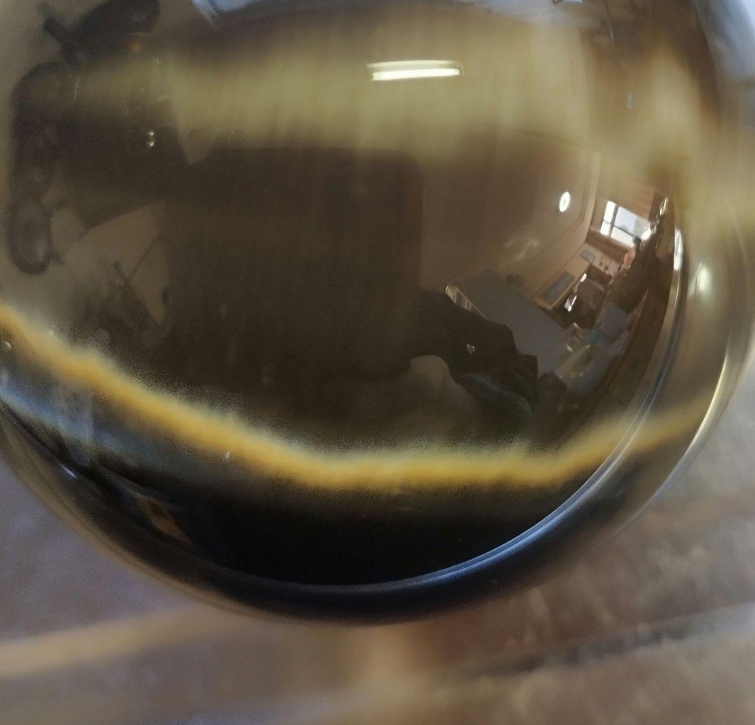 希少大玉 キャッツアイ(猫目石)です 光を当てると濃い金色で線室内では普通の線