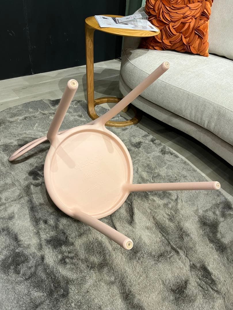 Qeeboo/NIKA ZUPANC リボン チェア[2脚set]　WH・PK色