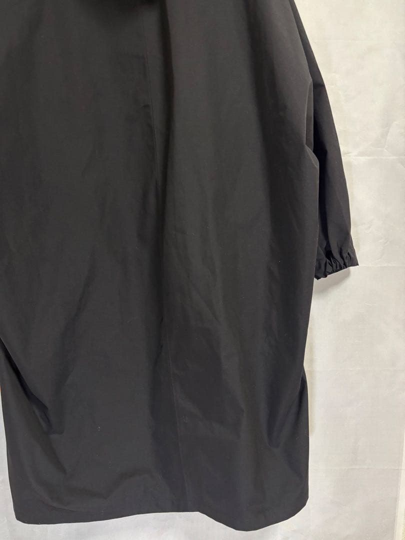 美品 UNIQLO ユニクロ Theory セオリー ブロックテックコート M