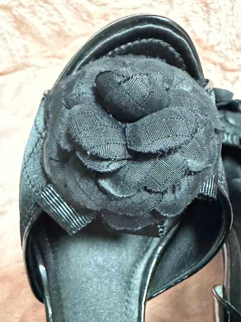 CHANEL カメリア　ヒールパンプス