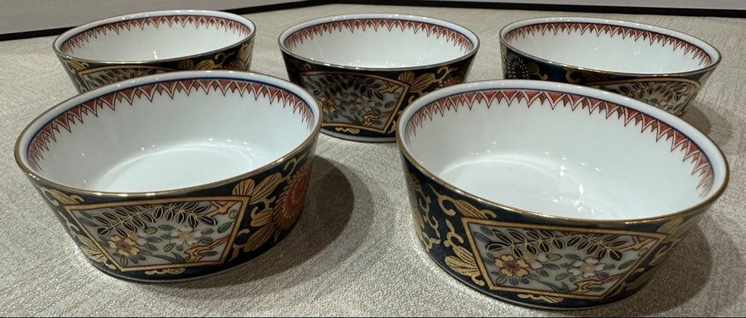 賞美堂 其泉窯 花柄装飾の陶器ボウル鉢5個セット