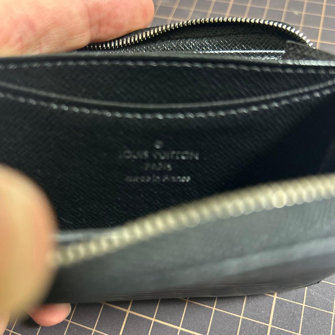 ごんぞう　ルイヴィトン　ジッピーパース エピ 中古品　正規店購入