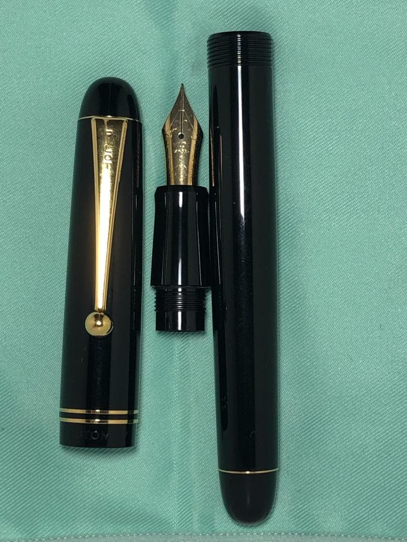 PILOT万年筆 CUSTOM67 創業67年モデル