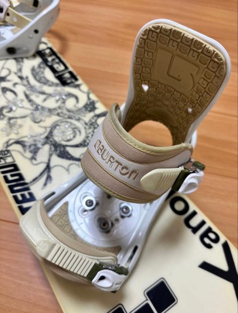 SALOMON スノーボード 143cm レディース 板 ビンディング バートン