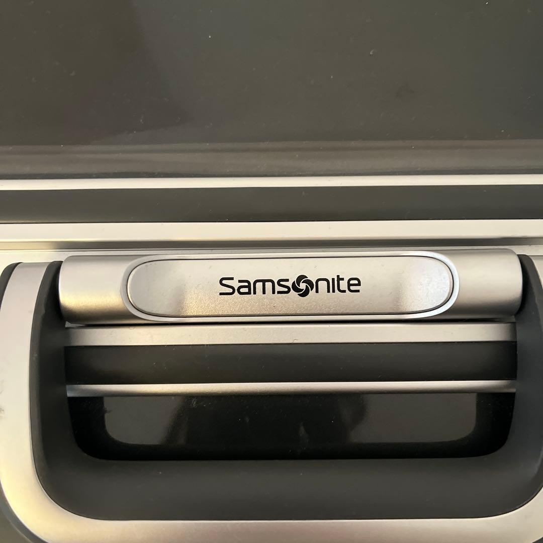 サムソナイト 82L TSAロック搭載 チャコール日本正規品 R06*18006