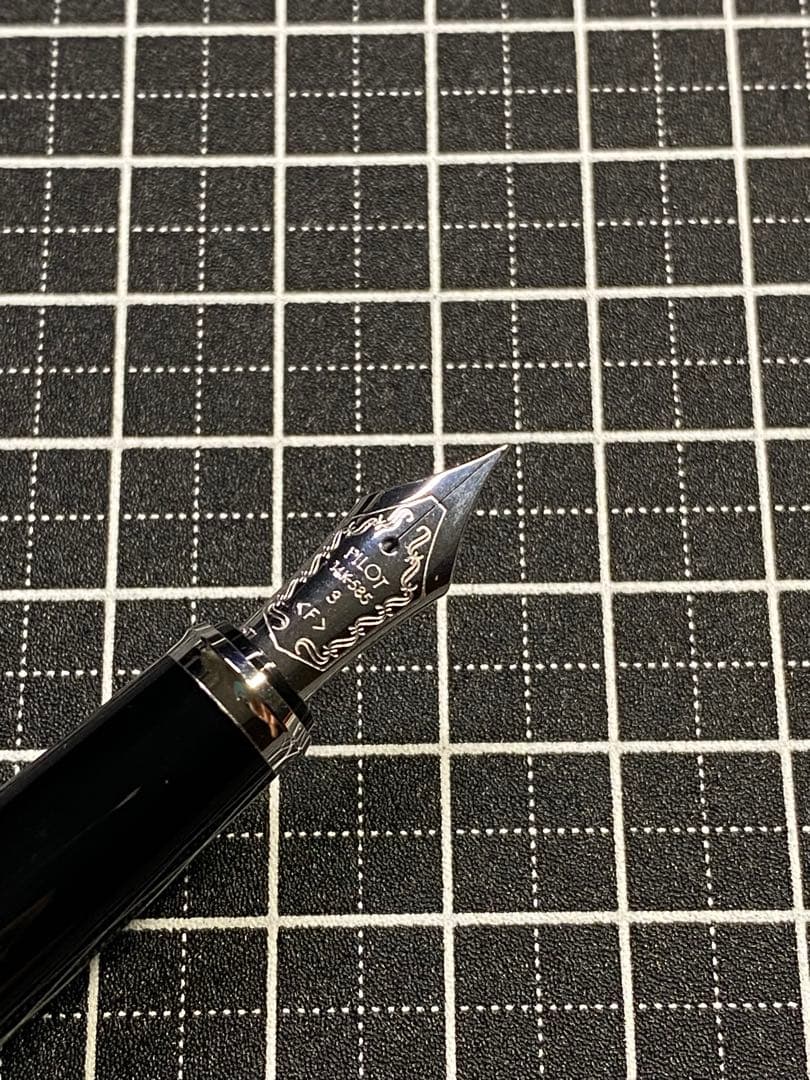 PILOT LEGANCE 89s Black 万年筆　字幅F