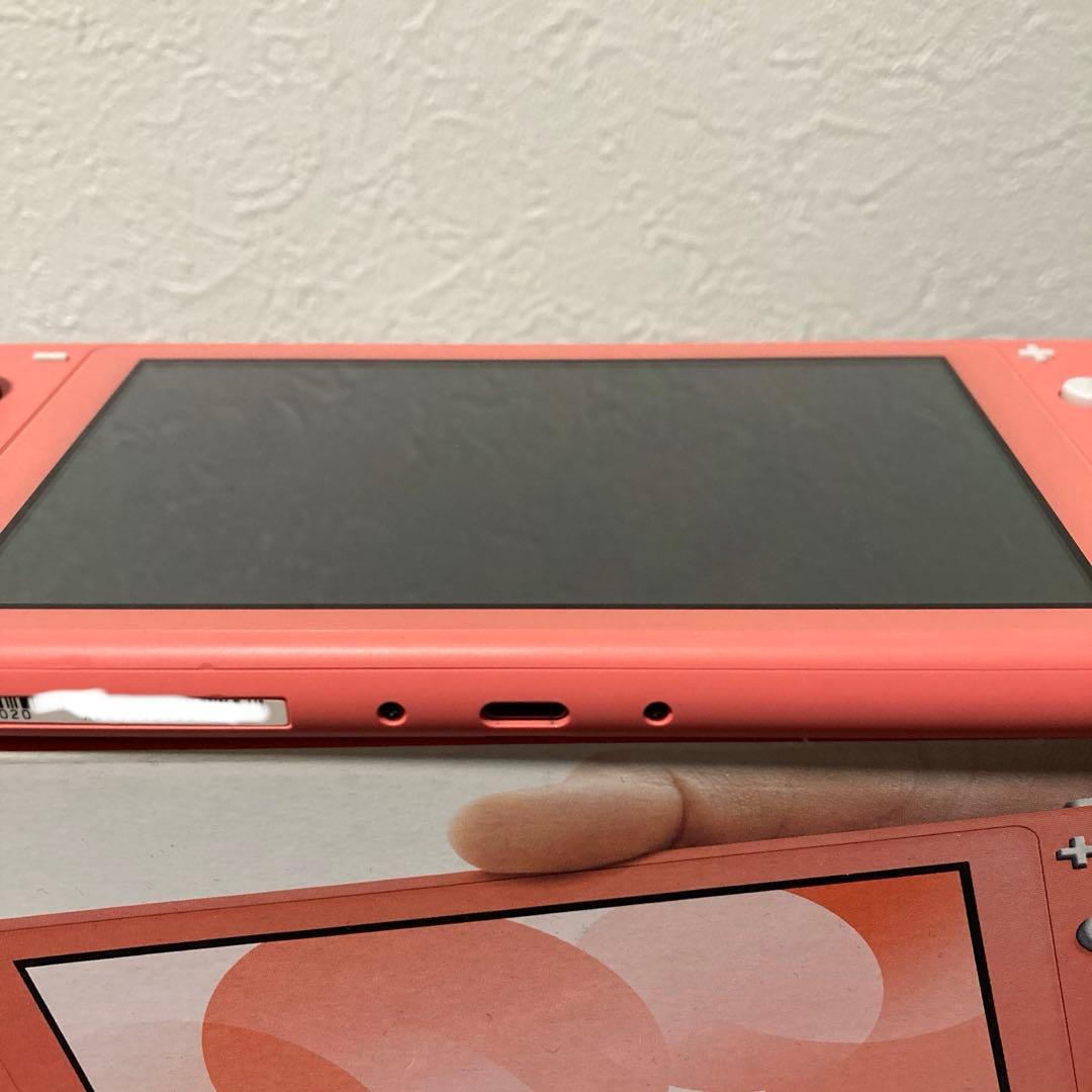 switch ライト コーラルピンク(箱•付属ケーブル付き)