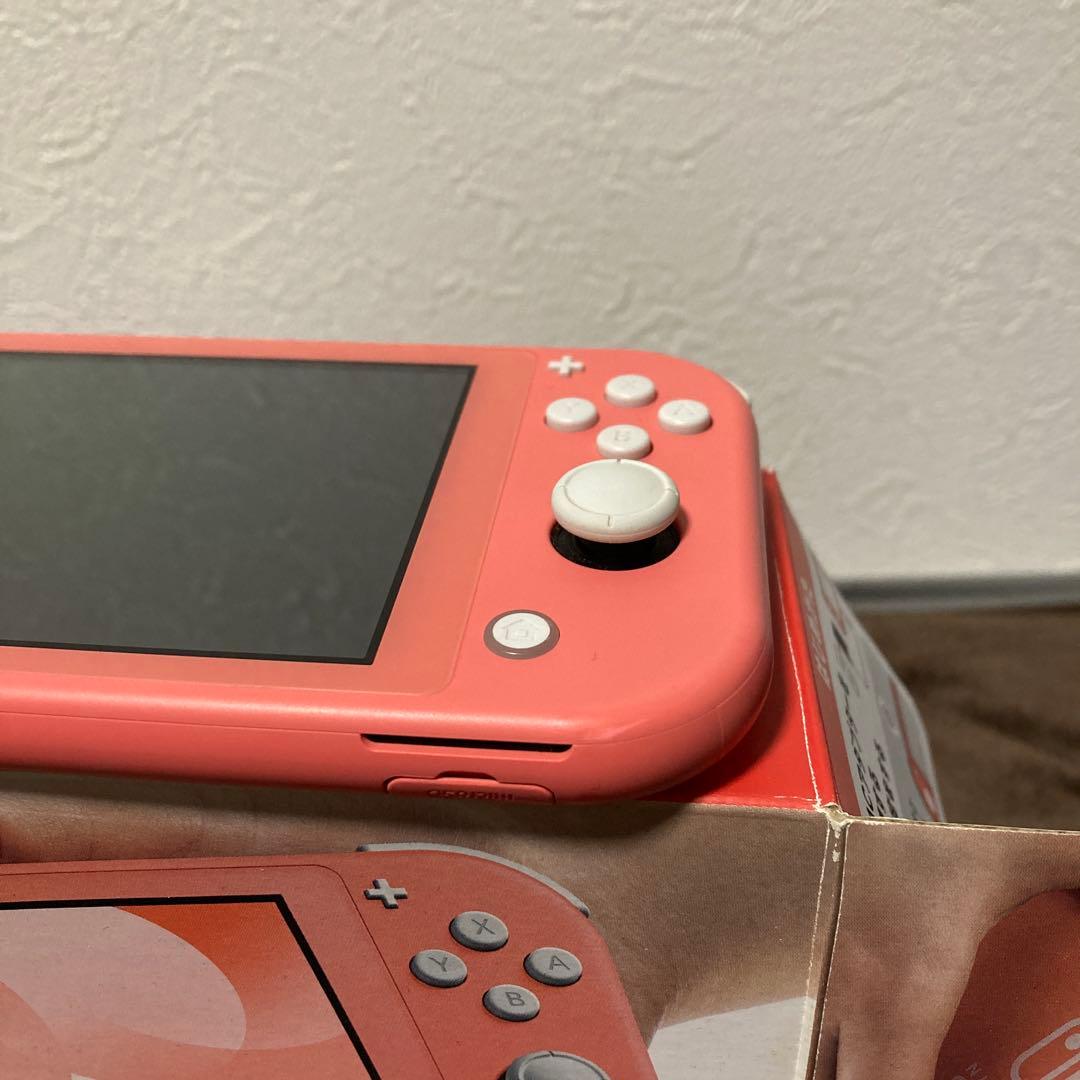 switch ライト コーラルピンク(箱•付属ケーブル付き)