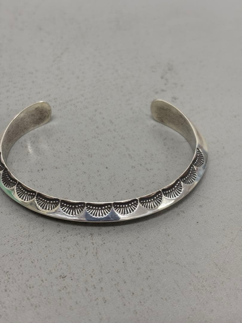 Lyle secatero ライル　セカテロ　スタンプワーク　バングル