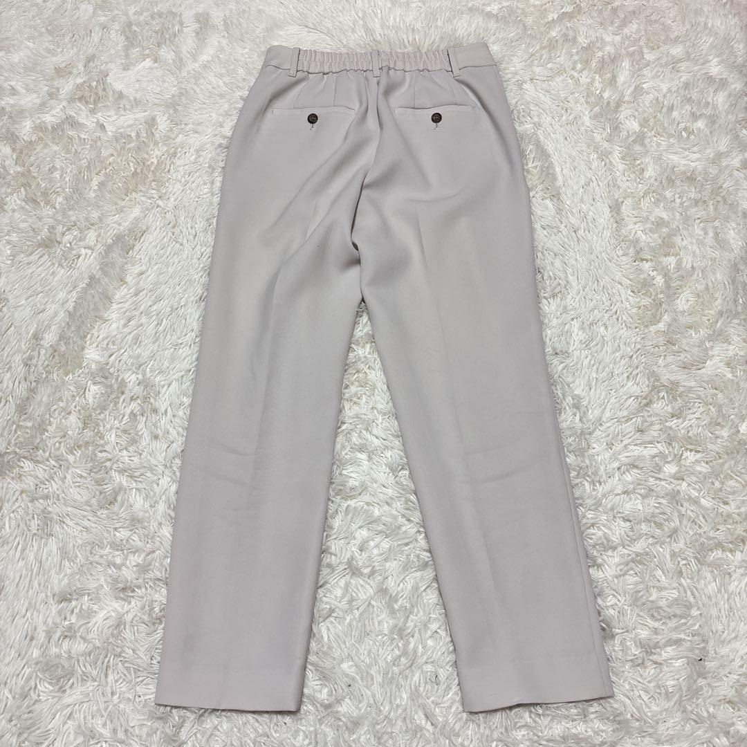 PLST　プラステ　セットアップ　ノーカラー　ボタンレス　ベージュ　Mサイズ