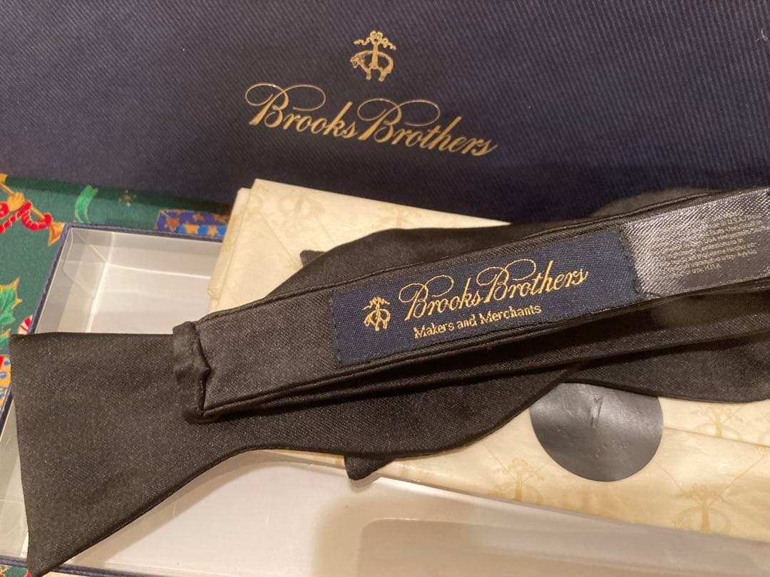 タキシード用4点セット蝶タイ、カマーバンド、サスペンダー、チーフ