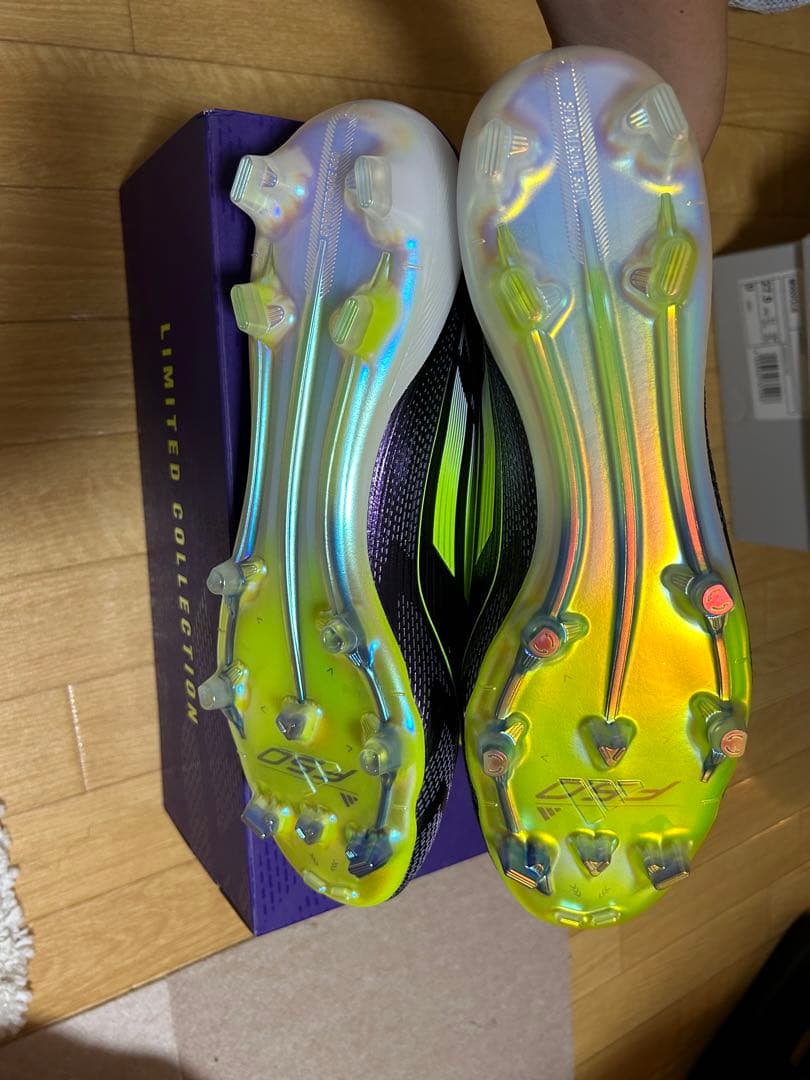 adidas F50 ELITE レースレス ファストリボーン FG 27.5